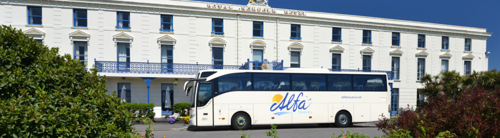 Alfa Travel coach