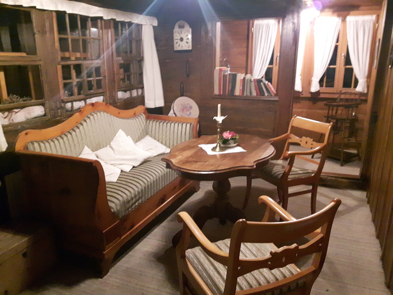 Swiss style - a sitting room at Landgasthof Ruedihus