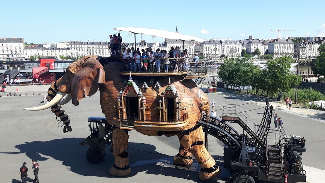 The amazing elephant in Nantes