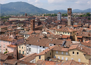 Lucca - photo credit Mirabella, Wikimedia Commons
