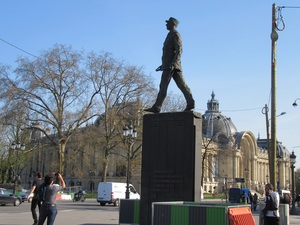 Statue of Charles de Gaulle