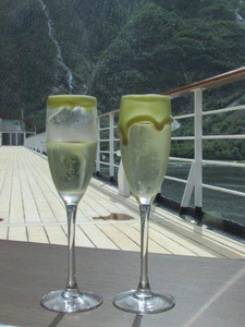 Champagne Sailaway with added white chocolate - Holland America Line