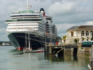 Queen Victoria - Cunard