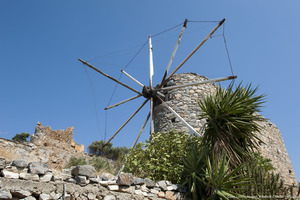 Neapoli windmill, Lasithi - copyright © Y Skoulas and © GNTO