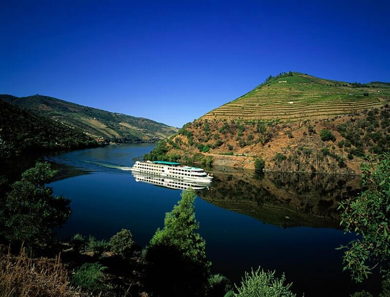 Cruising the Douro