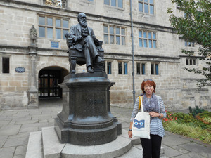 Glynis with Charles Darwin