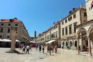 Dubrovnik - by Sailko via Wikipedia Commons