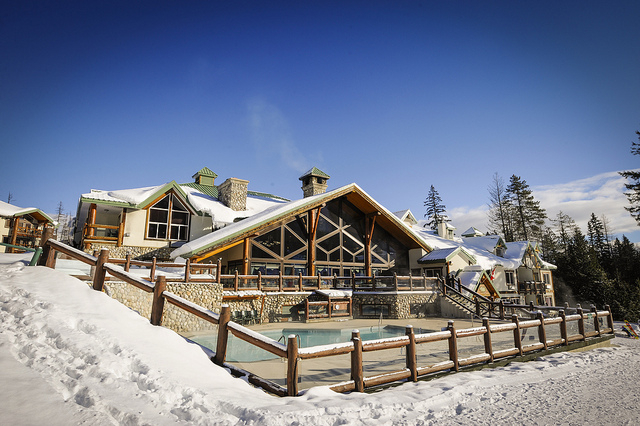 Lizard Creek Lodge at Fernie Alpine Resort