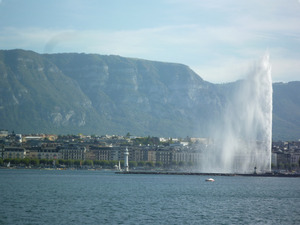 Jet d'Eau Fountain, Geneva