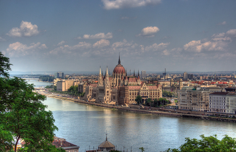 Hungarian Parliament Building - by Maurice via Wikimedia Commons