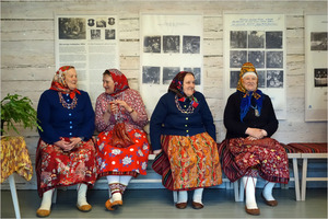 Kihnu - older women in traditional dress