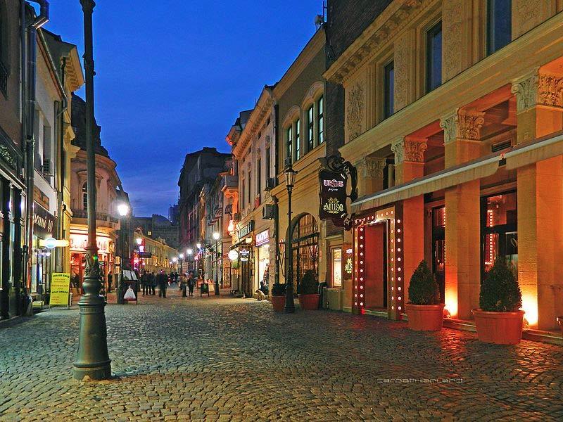 Lipscani Street, Bucharest by Carpathianland via Commons Wikimedia