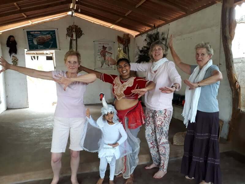 One Traveller dance class in Sri Lanka