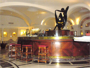 Phoenicia Hotel lounge bar