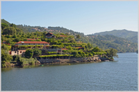 Scenic Douro between Regua and Pinhao