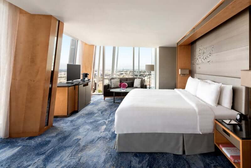 Shangri-La Hotel at The Shard London - deluxe city view king room