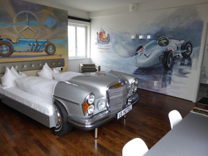 Mercedes Benz Suite