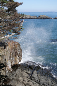 Waves break on West Quodday Head