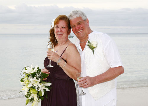 Wedding in the Caribbean - Tropical Sky Weddings