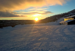 Winter sunrise in Geilo