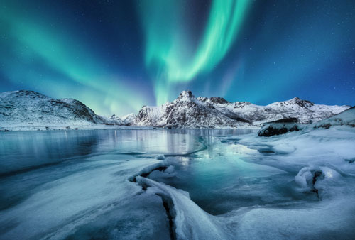 iStock-1179753622---Aurora-Borealis,-Lofoten-islands,-Norway---WEB