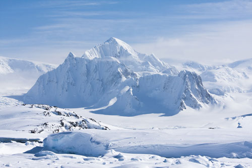 iStock-121716604---Snowy-peaks-Antarctica---web
