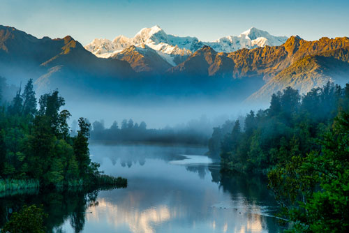 iStock-1329446543----Lake-Matheson,-Fox-Glacier,-South-Island,-New-Zealand---WEB