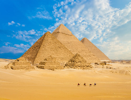 iStock-619727036---Egypt-Pyramids-Camels---WEB