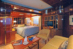 Marco Polo Corner Suite