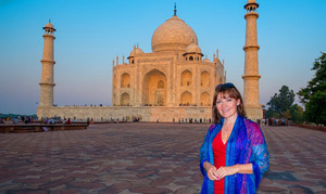 Lorraine Kelly visiting Taj Mahal
