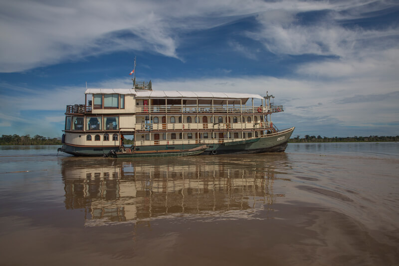 Amatista riverboat