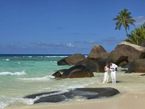 Seychelles weddings with Tropical Sky
