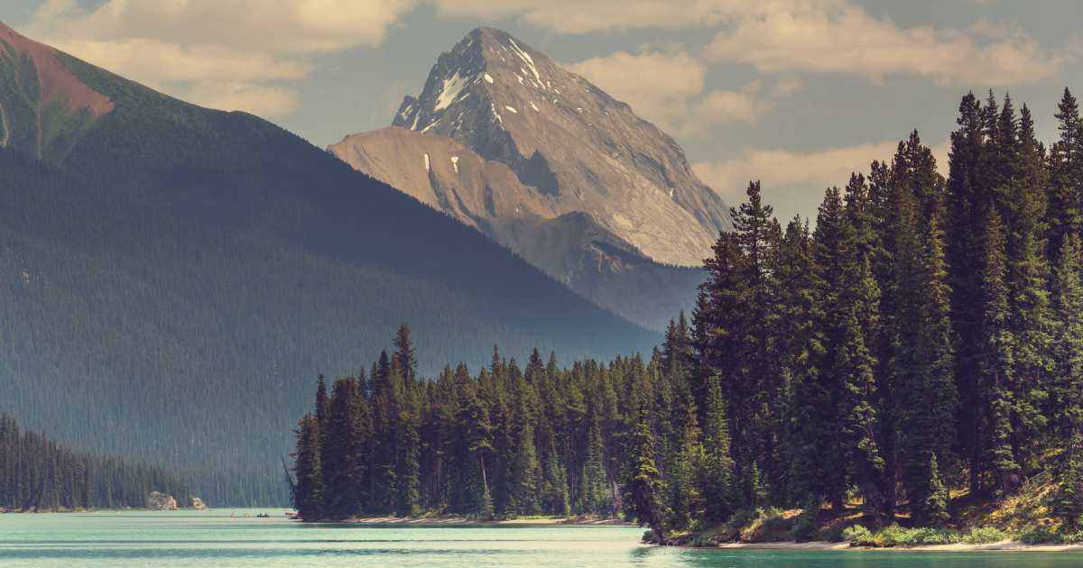 Mountains in Canada | Solo Holidays to Canada