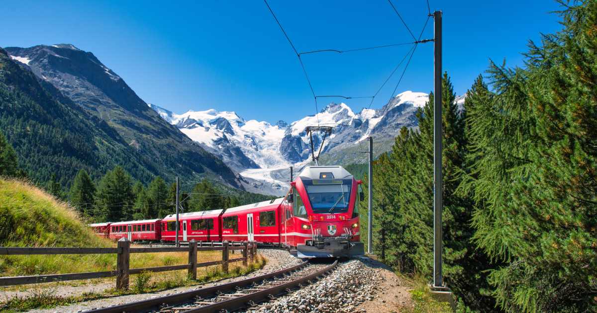 Bernina red train | Rail holidays for over 50s