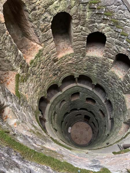 Initian well at Quinta da Regalaria