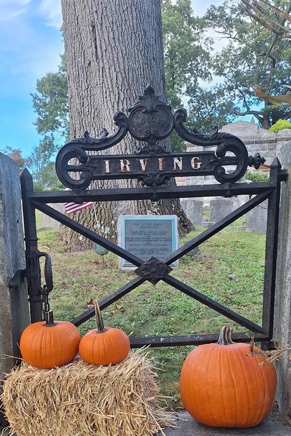 Washington Irvine grave Sleepy Hollow