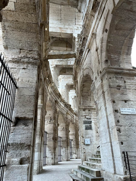  Roman amphitheatre, Arles