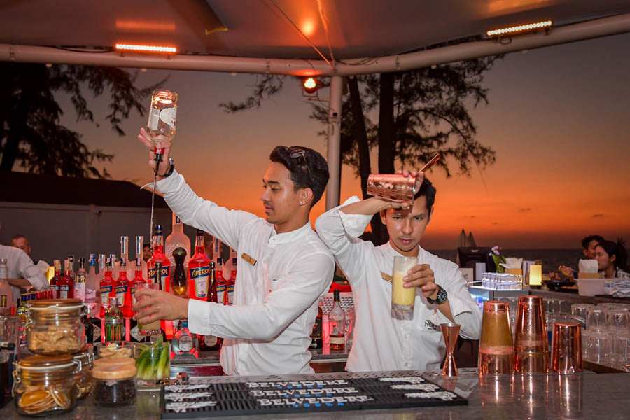 Amora sunset cocktails