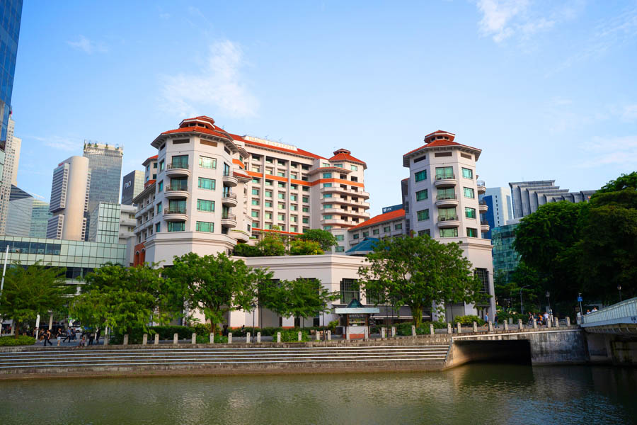 Paradox on Singapore River