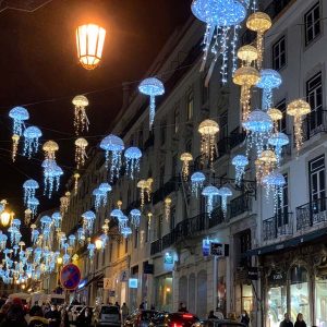 CT-article-lisbon- Christmas lights